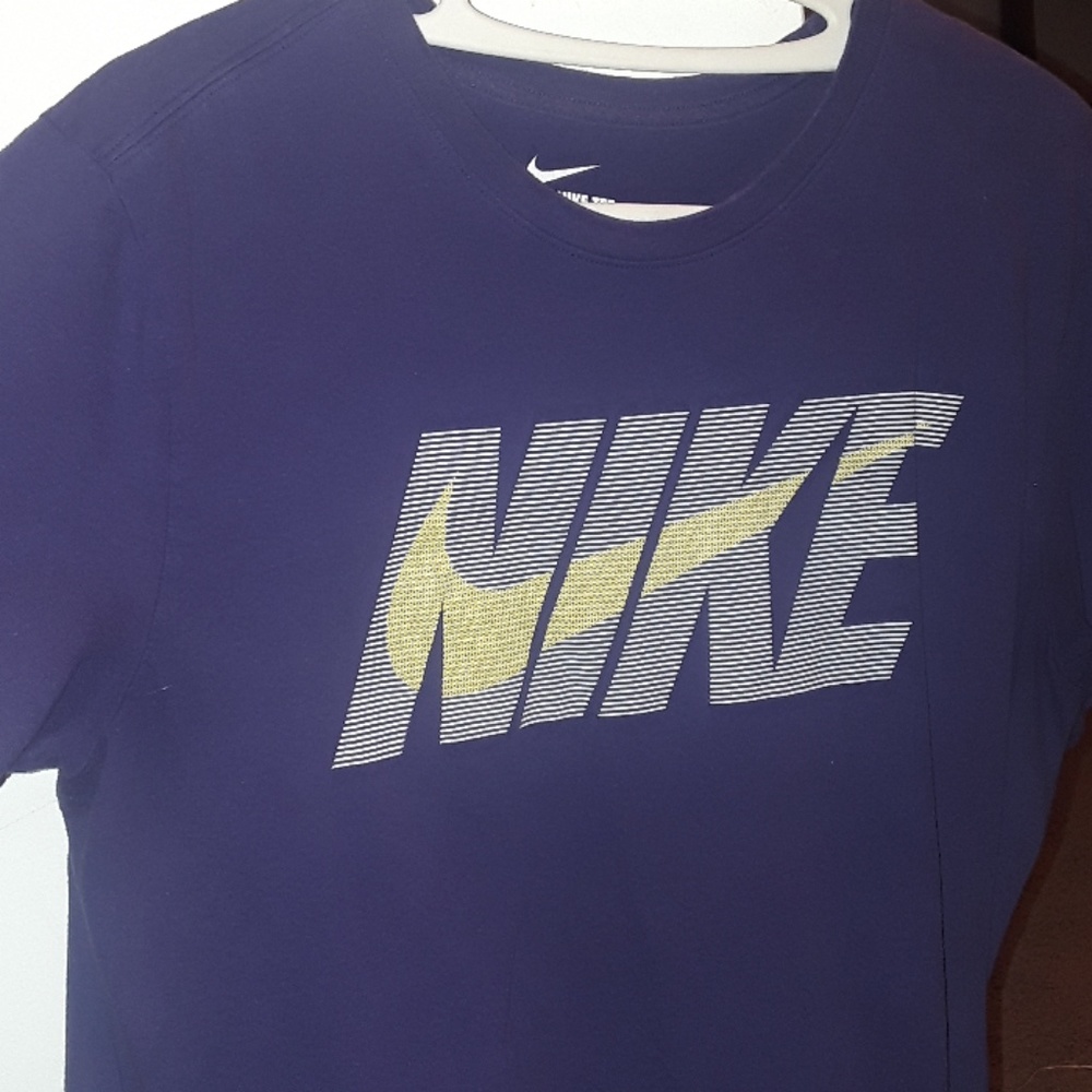 PURPLE NIKE TEE